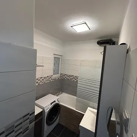Marina V Zelenom Dvore Apartman