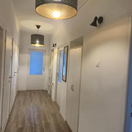 Marina V Zelenom Dvore Apartman